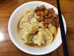 -潘国仙耳光馄饨(黄家阙路店)