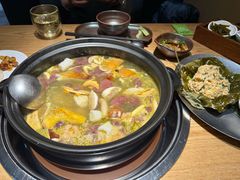 -一朵菌·野生菌探索家火锅(南亚店)