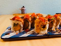 招牌三文鱼甘薯寿司-一道浪居酒屋