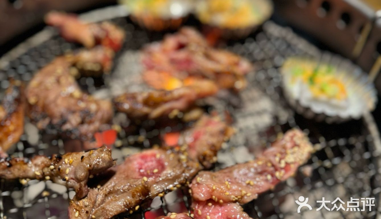 哇喔又带朋友来吃火炉火啦 人均百元实现肉食自由！