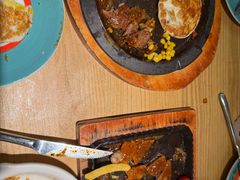 -菲滋意式休闲餐厅(北仑银泰城店)