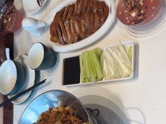 -梅利汴京烤鸭•开封豫菜地标店(东大街店)