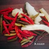 鲜香浓郁麻辣焦糯的泡椒鸭翅