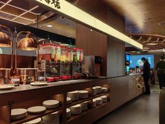 -牛YO寿喜烧·铁板烧和牛火锅自助(市府恒隆店)