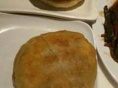 -圣河湾虾饺美食(站前店)