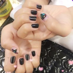 -百利悠专业美甲沙龙