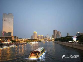 推荐理由：敬业湖是天津大学里面的一个小湖