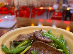 -山城欢现炒食堂(上海城店)