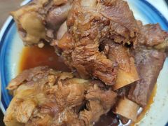 酱骨棒-东北哈尔滨酱骨头馆房掌柜铁锅炖