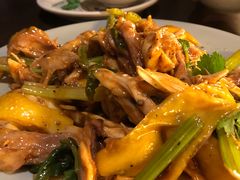 -大头虾越式风味餐厅(光明广场店)