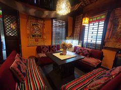 -藏地尼西黑陶餐馆.藏餐.酒馆