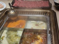 -巴渝瓦肆重庆鲜火锅(宝龙环湖店)