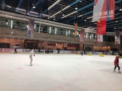 -冠军冰场(环球中心店)