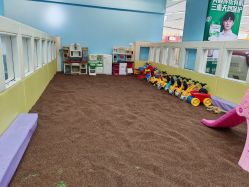 -孩子王(昆山招商花园城店)