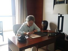 -三亚湾海居铂尔曼度假酒店