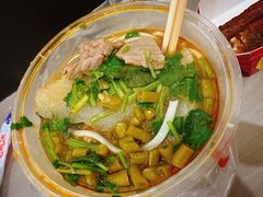 生烫鲜牛肉粉-江三王记牛杂馆(总店)