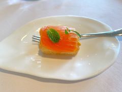 JGの三文鱼脆米-Jean Georges