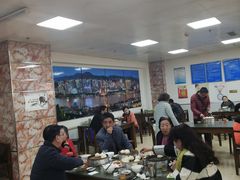 大堂-胡家包子·清真(大众巷店)