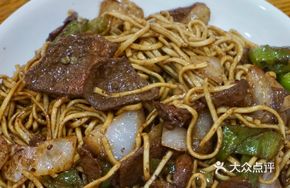 Onion Stir-fried Pork Liver with Sichuan Sauce