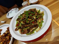 小炒黄牛肉-朝郡酒家·粤菜(燕大星苑店)