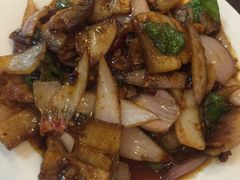 -余杨鸭鸭餐厅
