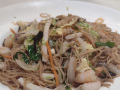 海鲜炒线面-聚春园自助餐厅(东街口店)