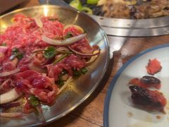 -明洞阿姨·韩式酱蟹烤肉·创意料理(三元桥店)