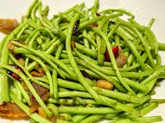 -黄泥岗·地道湖北菜(奥特莱斯店)