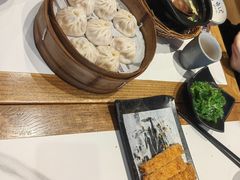 -馋三尺蟹粉小笼(人民广场店)