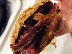 烧饼夹肉-老磁器口豆汁店(天坛店)