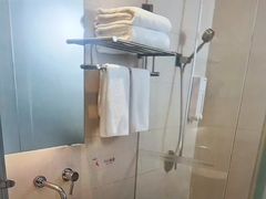 -卡罗酒店(东门晒布地铁站店)