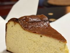 香草籽巴斯克-LANLIZI BAKERY(COSMO店)