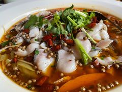 酸菜鱼-缘生态云南菜·野生菌庭院餐厅(华侨城店)