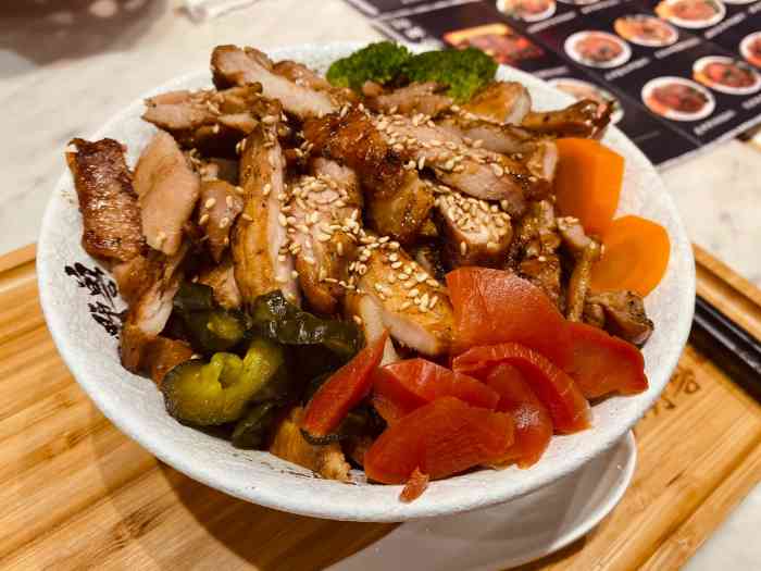 嘢兽日式烧肉饭(昌平悦荟万科店)-"有点像吉野家,有鸡肉饭,牛肉饭等等