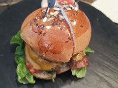 -HIGH FIVE哈福手工汉堡(桂林路店)