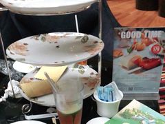 -上海滴水湖皇冠假日酒店