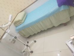 -苗医生专业祛痘·皮肤管理