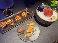 -蟹犇•帝王蟹雪蟹(陆家嘴店)