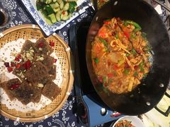 -富正毅三下锅(体育馆店)