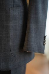 -优刻西服西装定制(金轮国际广场店)