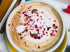 玫瑰红茶拿鐵-W CAFE(甜爱路店)
