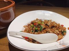 -爱碗亭·鲜炒湖南菜(壹城中心店)