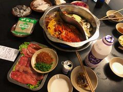 -岗上渣渣老火锅(两路口店)