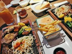 -豪客来牛排(空港华联店)