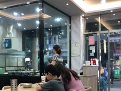 -白翔甜食店