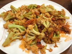 -地方名吃海鲜大馅蒸饺(北戴河店)