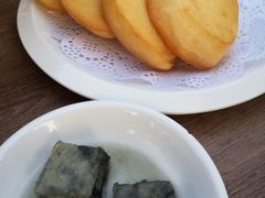 炸馒头配臭豆腐-川旺角川粤融合菜•海景餐厅(星海广场店)