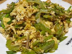 苦瓜炒鸡蛋-牛八宝桂林米粉(八里庄店)