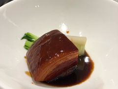 东坡肉-国际青年会议酒店-苏莱斯餐厅