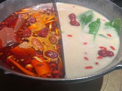 -湊湊火锅·茶憩(新中关购物中心店)